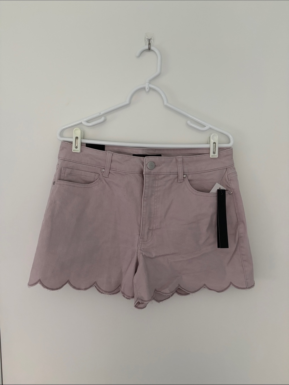 Tinsel Scalloped Hem Denim Shorts - Light Mauve